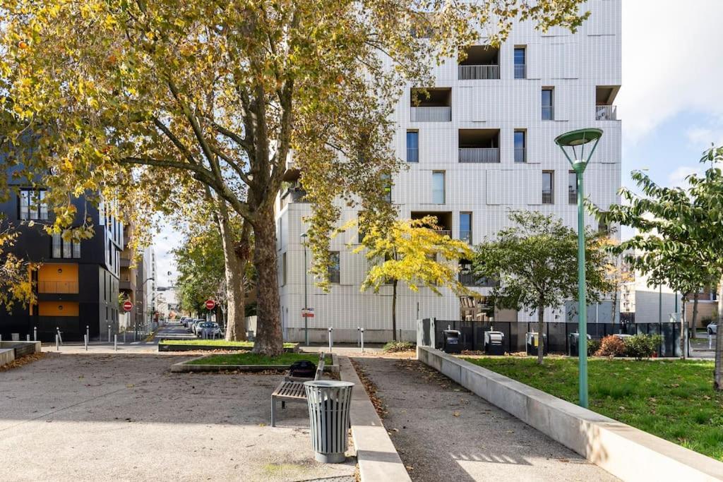 67M2-15 Minutes To Paris Central Аркьой Екстериор снимка